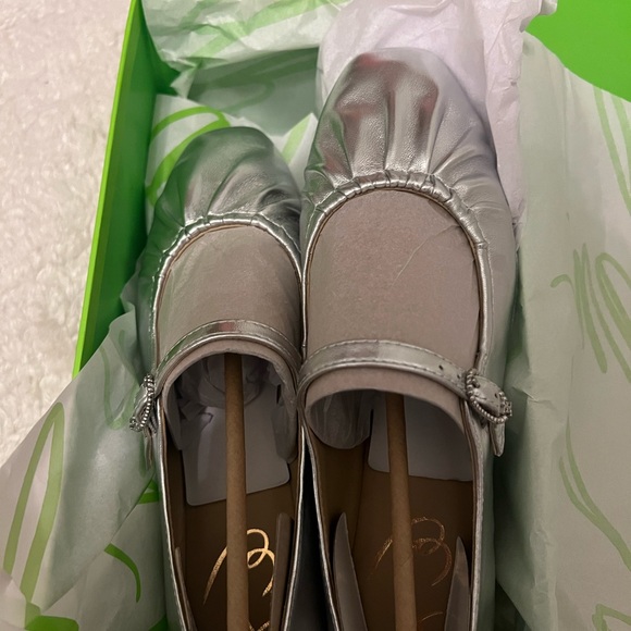 Sam Edelman MICAH MARY JANE FLAT SILVER - Picture 7 of 13